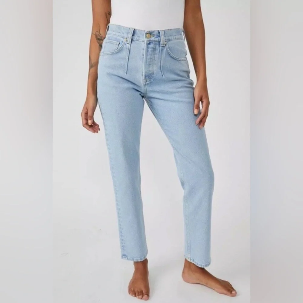 EUC We The Free A New Day Jeans 26 - Picture 1 of 10